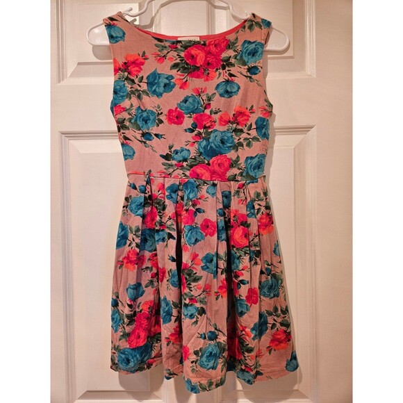 Size Small Floral Dress - Picture 2 of 6